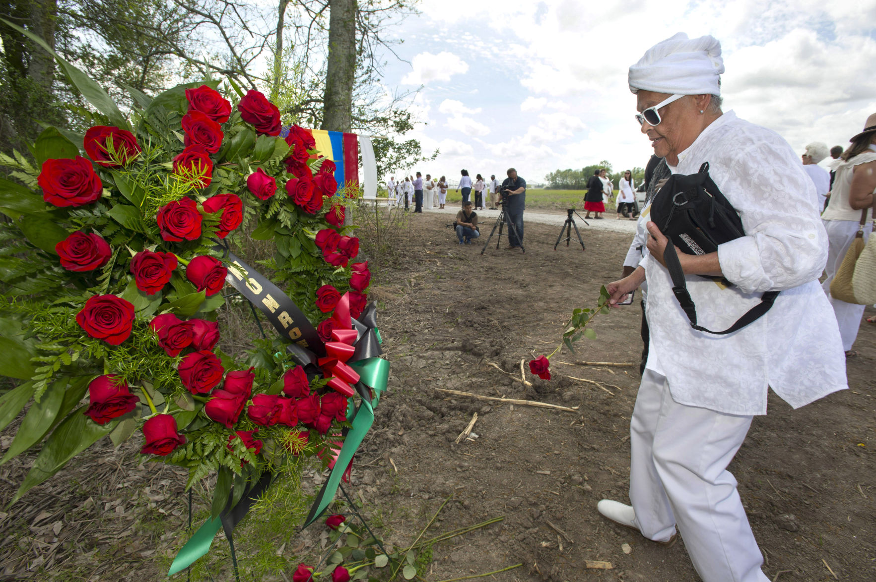 BR.slavecemetery246.032618